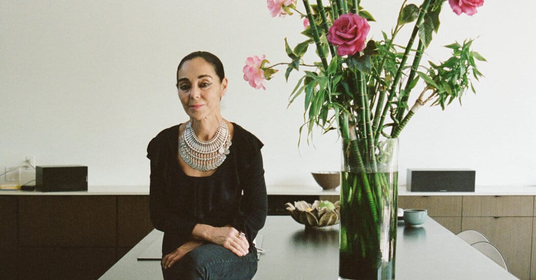 In ‘Passerby,’ an Artist Documents Women’s Lives One Photo at a Time — NYT > Style