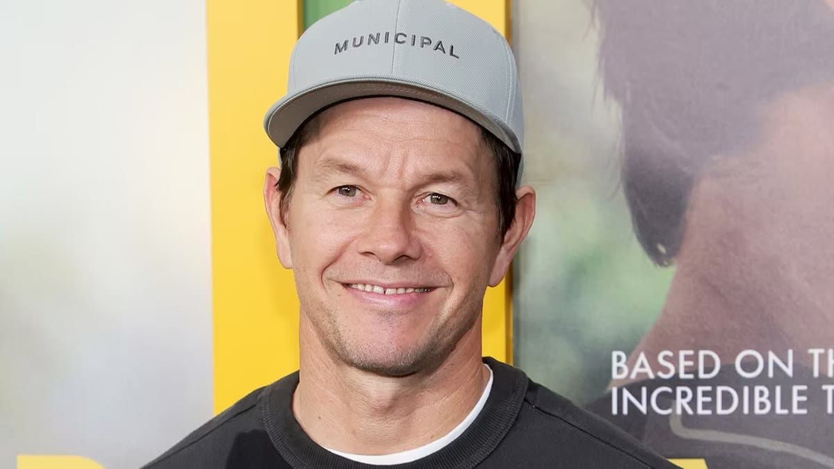 11 Years Later, Mark Wahlberg’s Crowd-Pleasing Comedy Is Free To Watch — Collider
