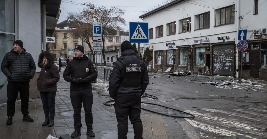 Hungary's Block Threatens EU Aid and Sanctions for Ukraine — NYT > World > Europe