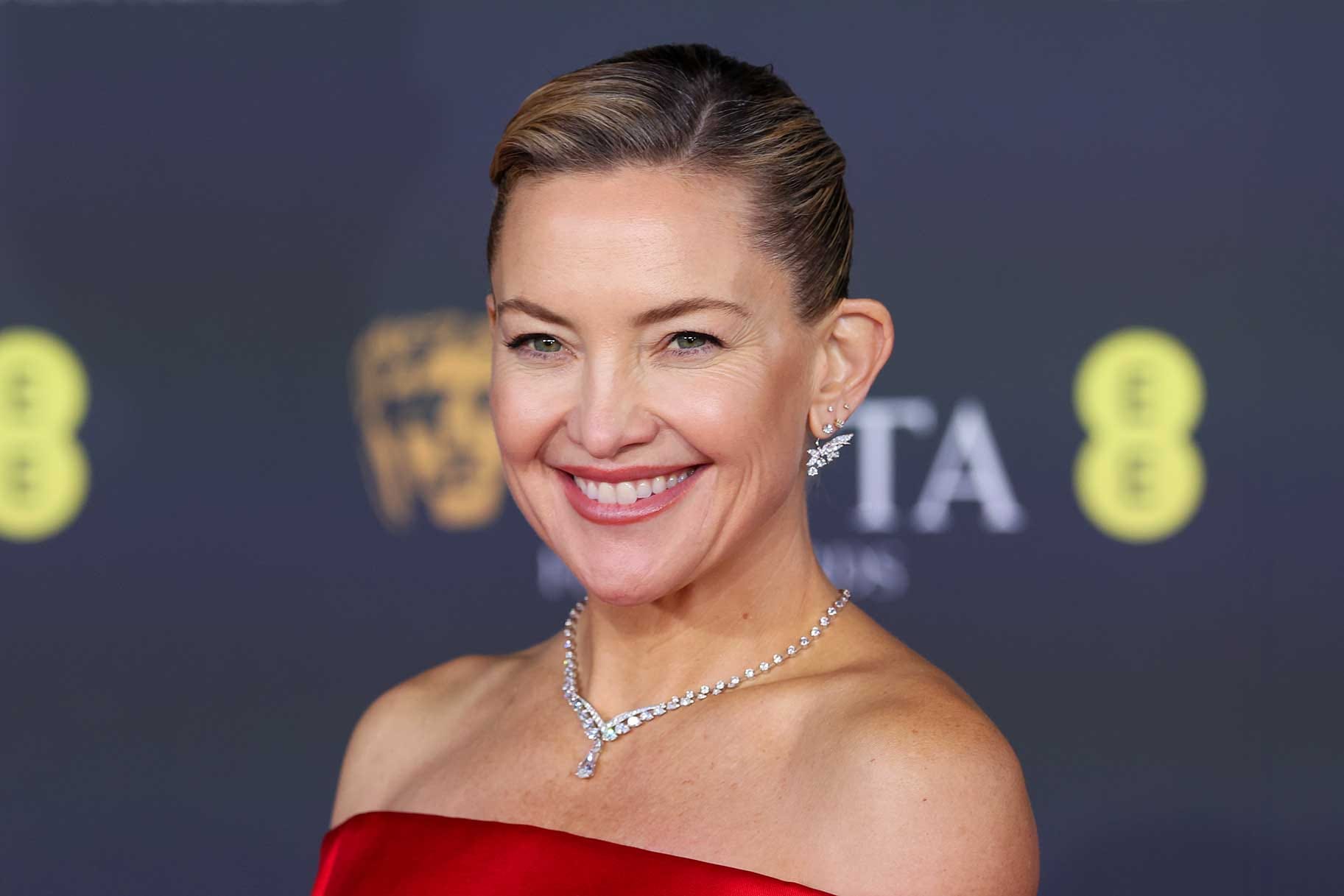 Kate Hudson sings California Dreamin' to herald the 2028 Los Angeles Olympics — Nbc