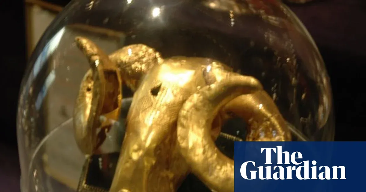 Royal Artillery criticised for denying access to looted Asante ram's head — World news | The Guardian