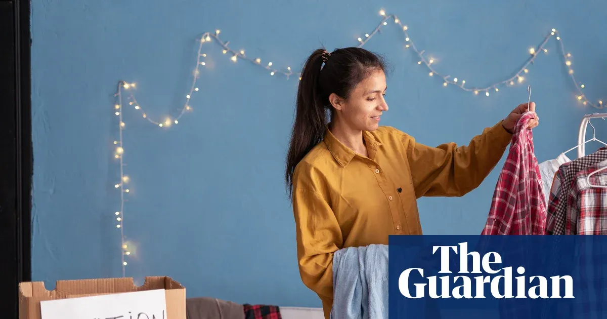Young fashion fans help UK charity shops thrive — Lifestyle | The Guardian