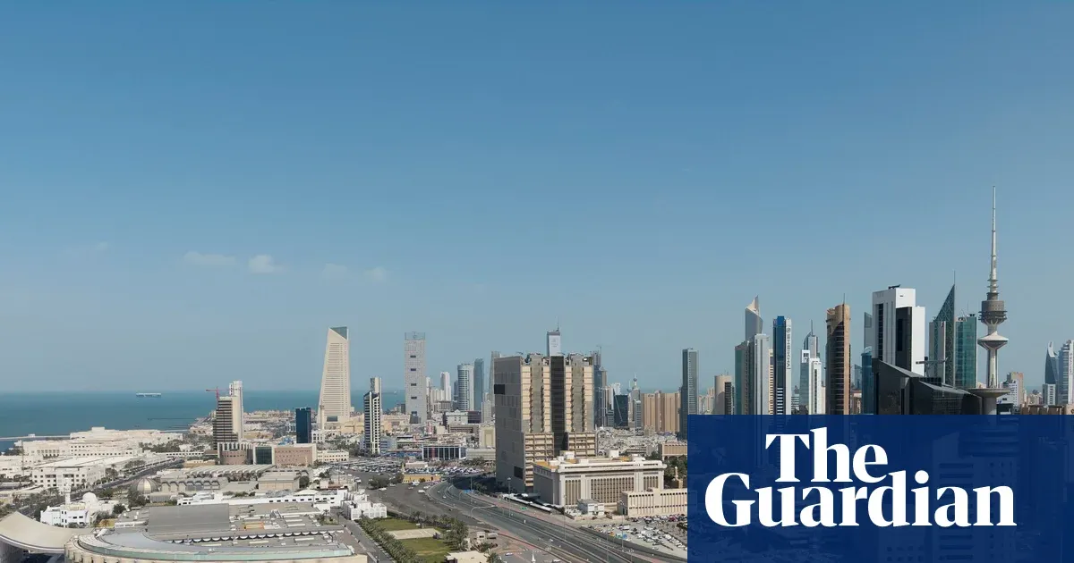 US contractors in Kuwait decry meager bunkers and pay cuts — World news | The Guardian