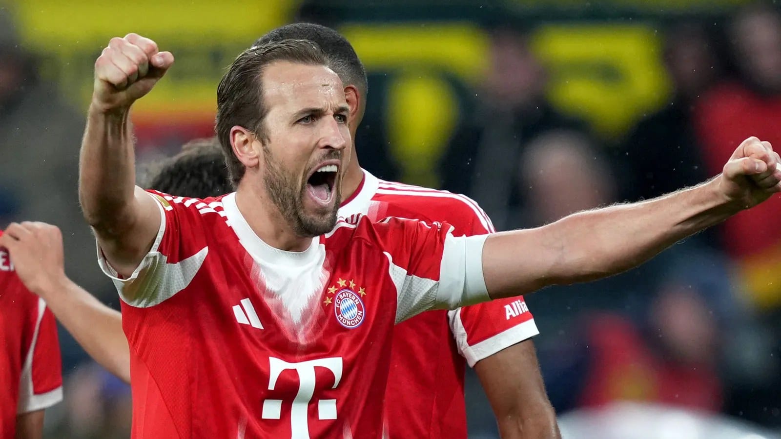 Kimmich praises Kane after Bayern brace in Der Klassiker — Goal