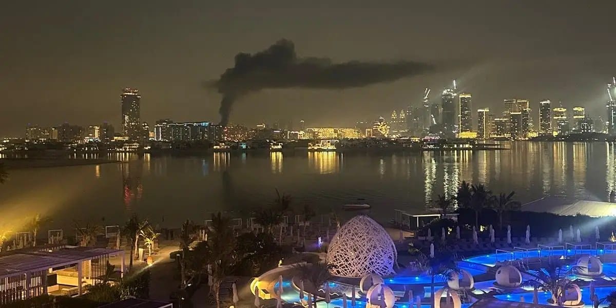 Stranded in Dubai after flight canceled, paying about $670 a night — Businessinsider