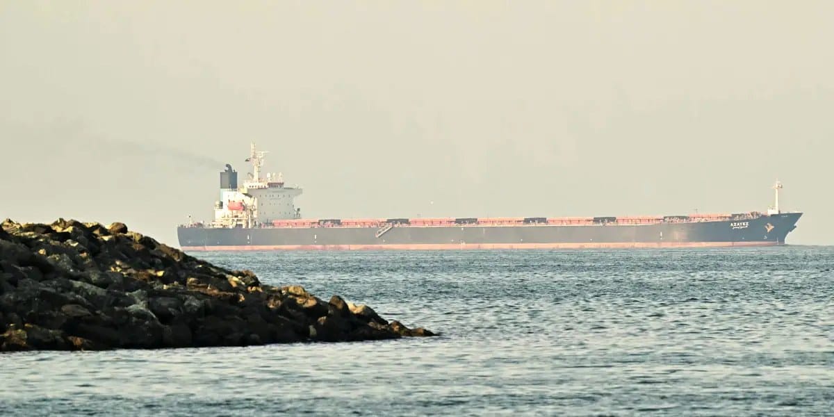 US-Israel strikes on Iran disrupt global shipping, air cargo — Businessinsider