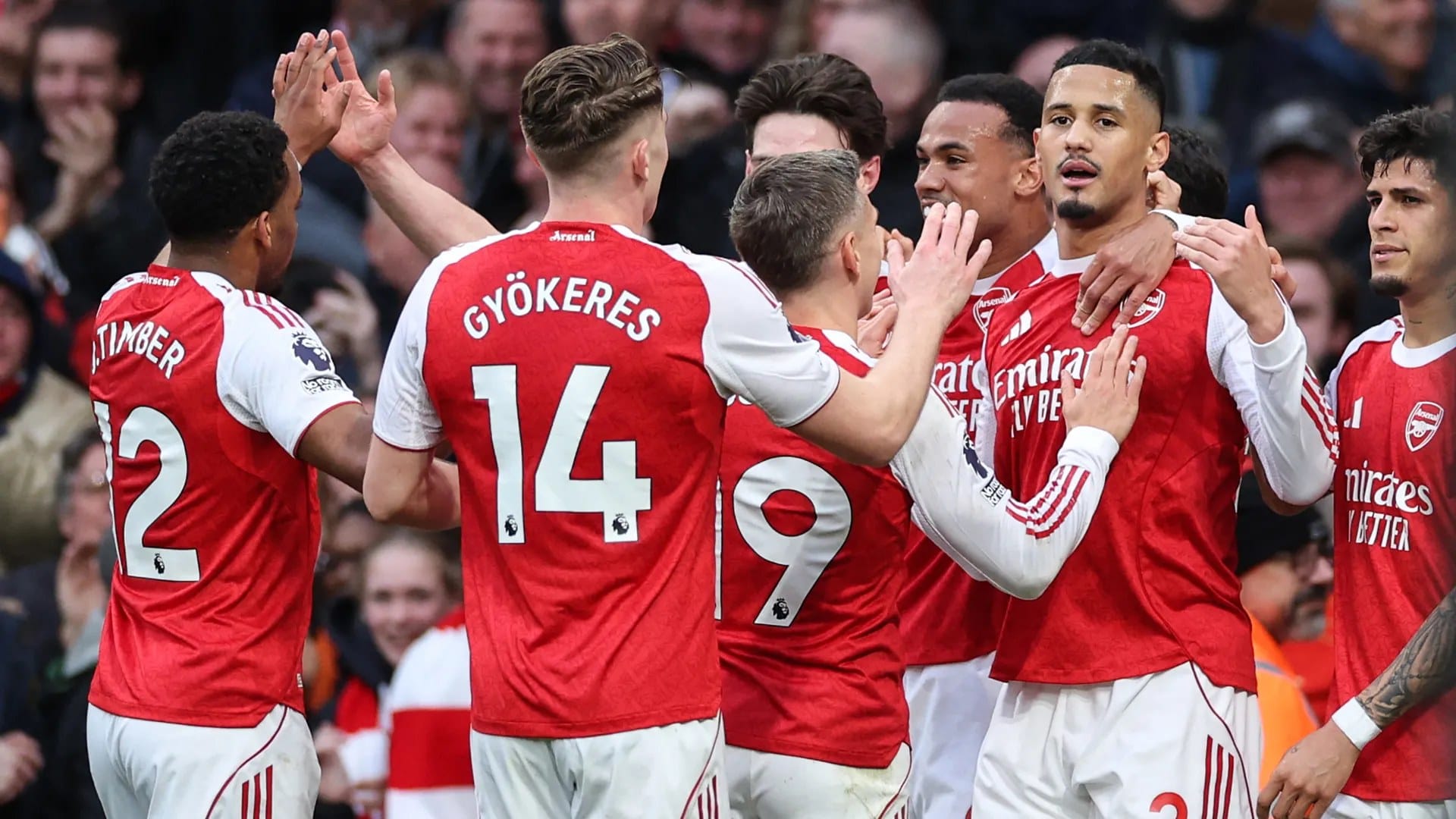 Alan Shearer backs Arsenal's title bid despite set-piece debate — Goal