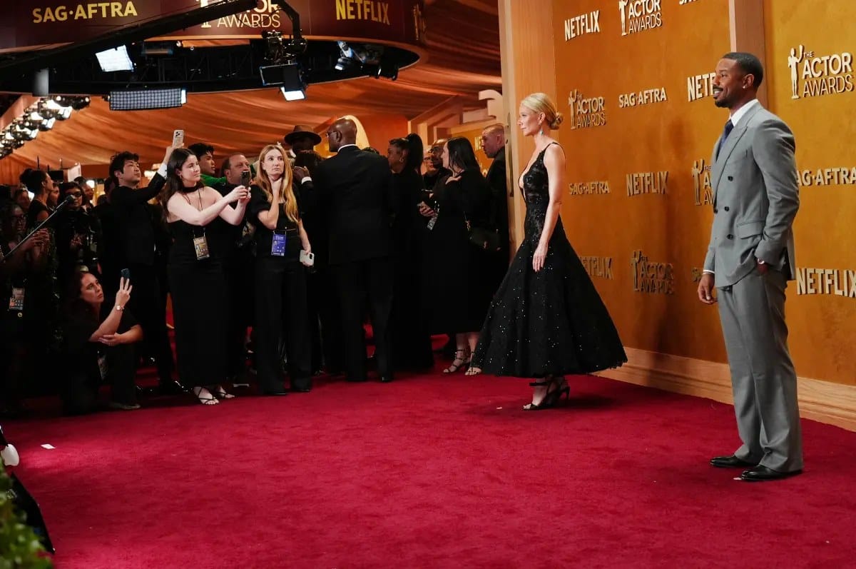 SAG Awards insiders on Warner Bros. deal and red carpet snub — Pagesix