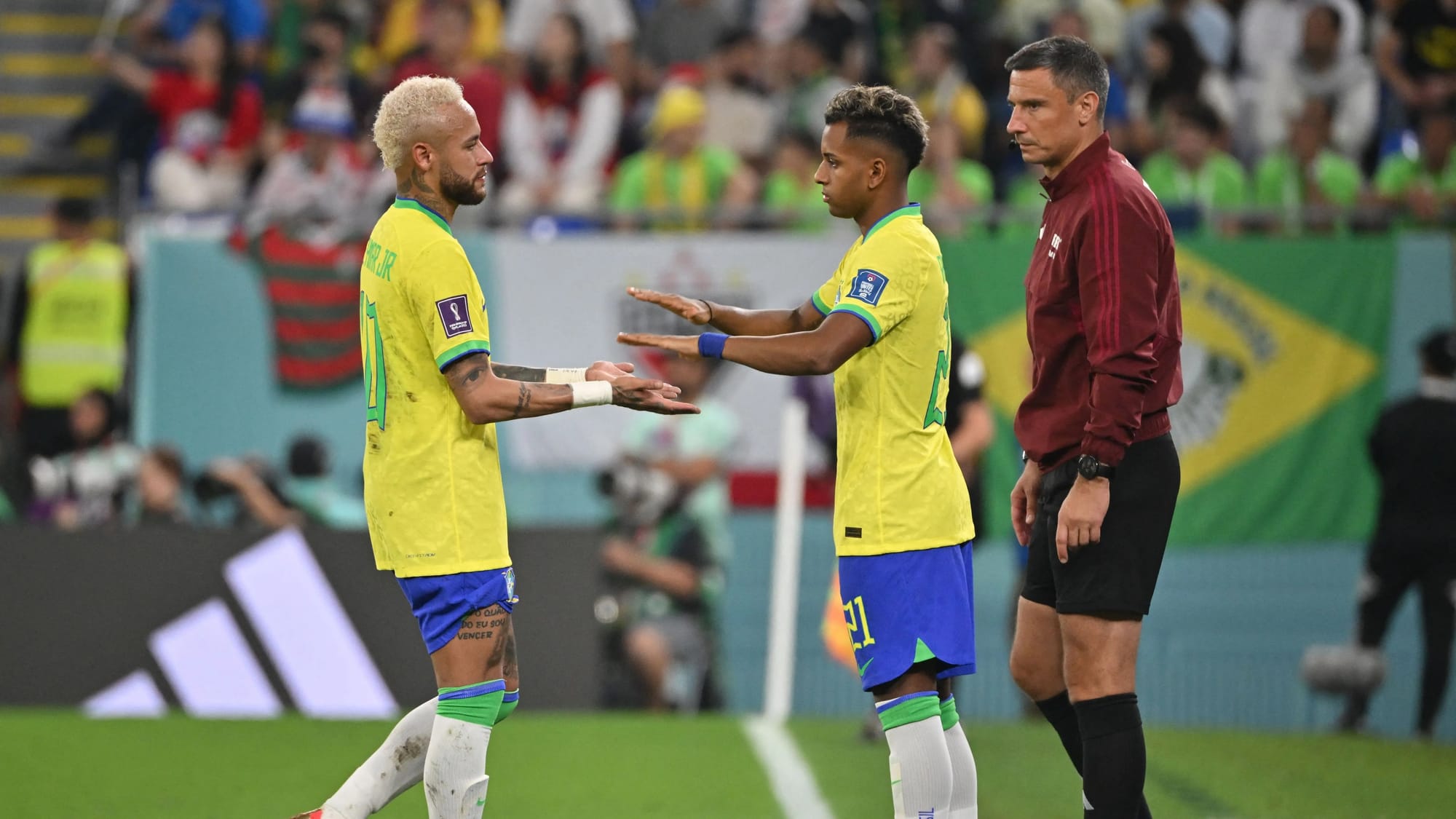 Neymar comforts Rodrygo after ACL rules him out of World Cup — Goal