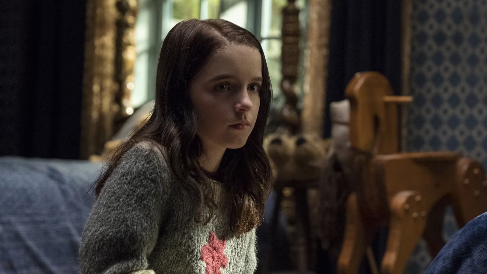 The 6 Best Book Adaptations Streaming on Netflix Right Now — Movieweb