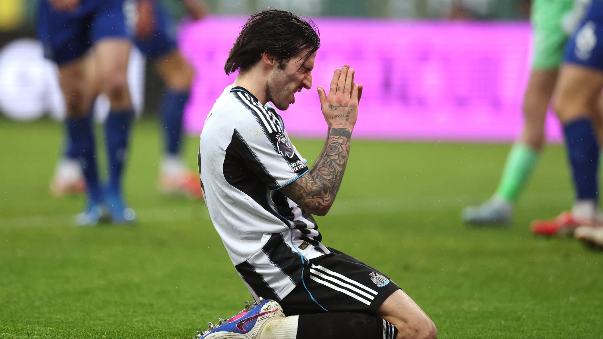 Tonali: Pickford's 'beautiful' save denied 'one of the best shots of my life' — Goal