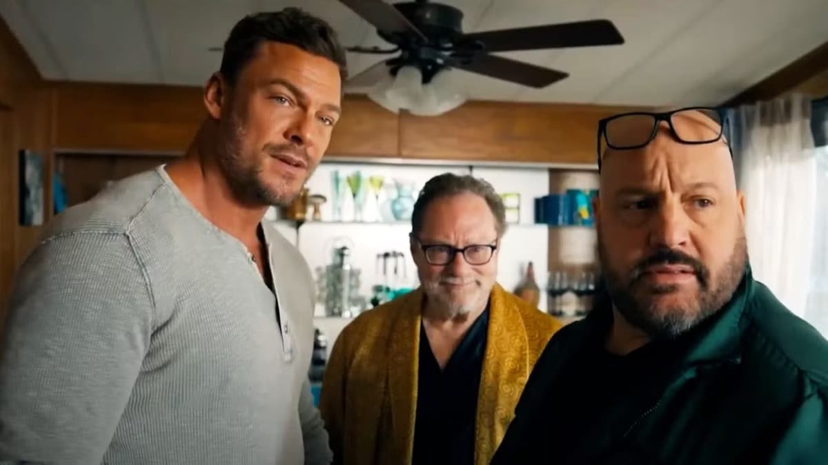 Alan Ritchson Shines More in Playdate Than in Reacher — Collider