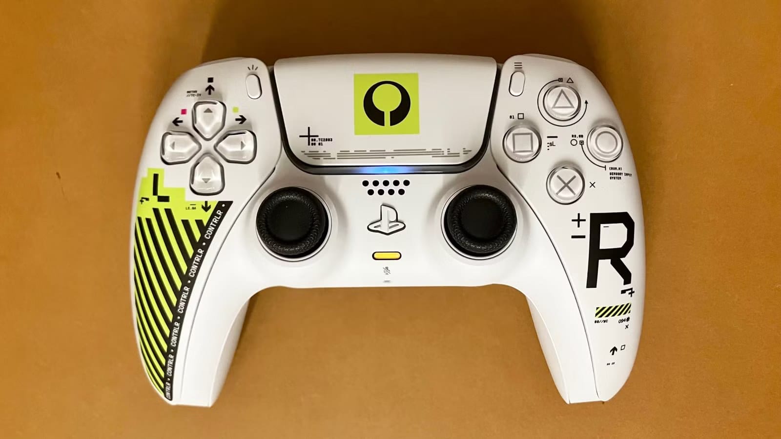 Marathon DualSense is a tasteful limited-edition PS5 controller — Polygon