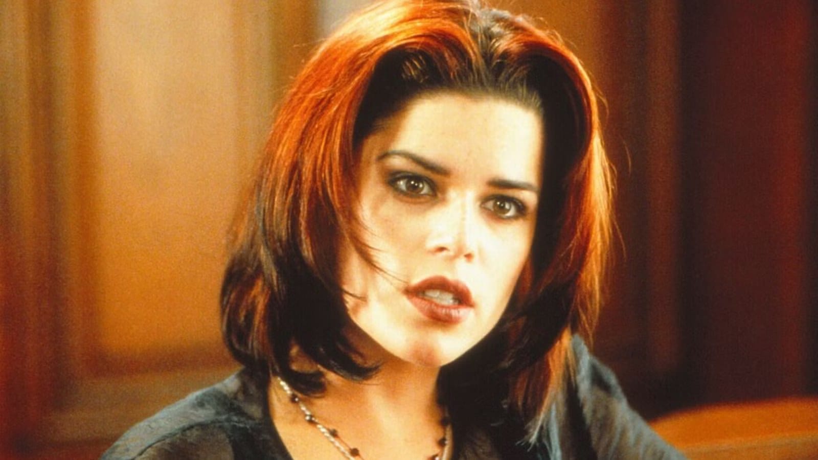 Neve Campbell's 'Wild Things' Still Holds Up as a '90s Erotic Thriller — Movieweb