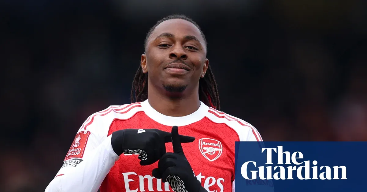 Eberechi Eze staggers Mansfield as Arsenal survive FA Cup scare — Football | The Guardian