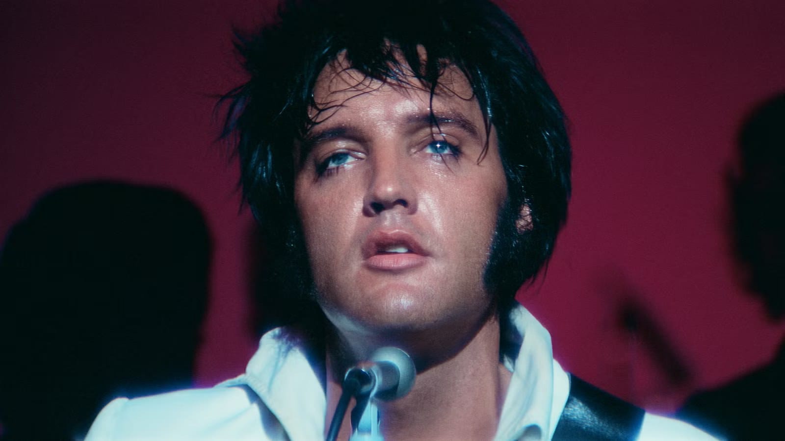 Elvis Recorded 'If I Can Dream' Despite Warnings — Collider