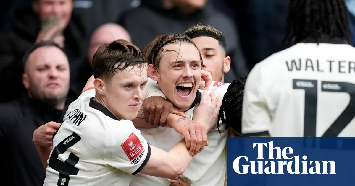 Port Vale stun Sunderland to reach first FA Cup quarter-final in 72 years — Football | The Guardian
