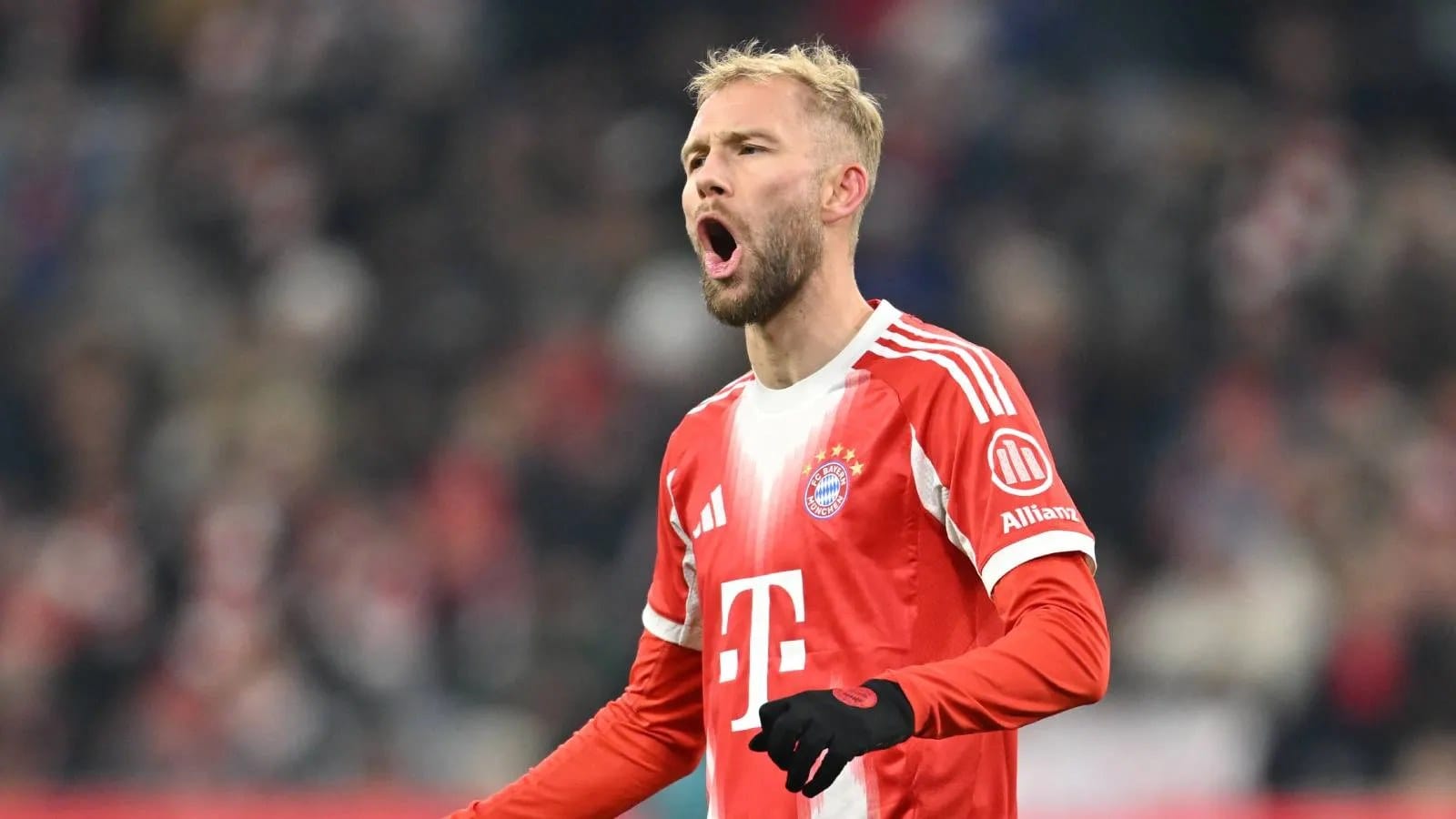 Bayern director: Konrad Laimer contract talks on hold — Goal