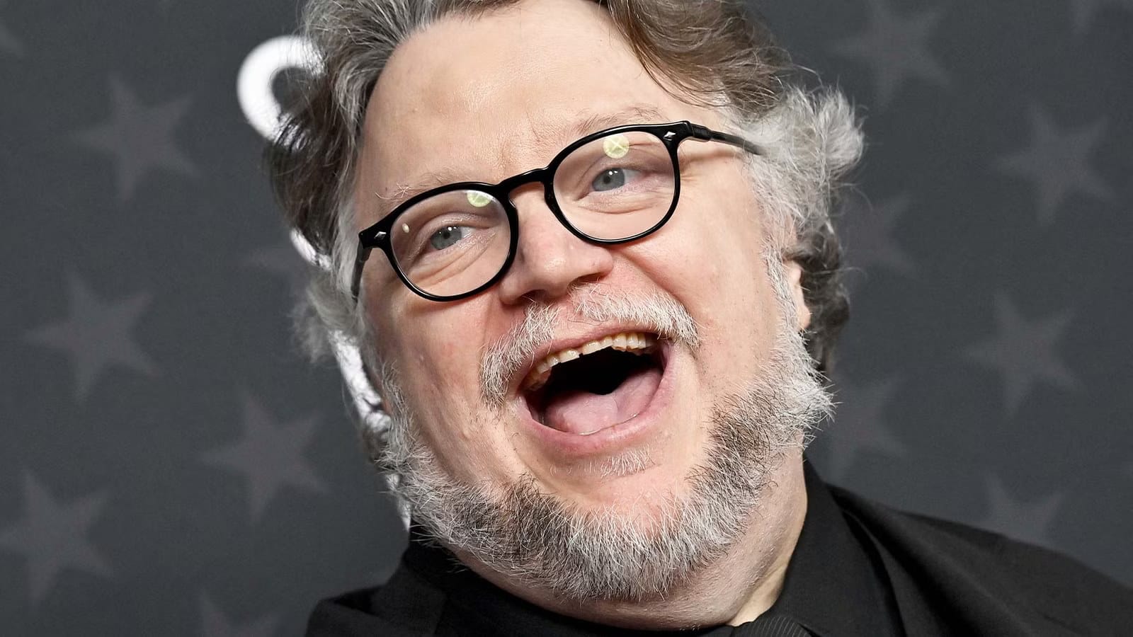 Guillermo del Toro Teases His Return to TV's Longest Running Live-Action Sitcom — Collider
