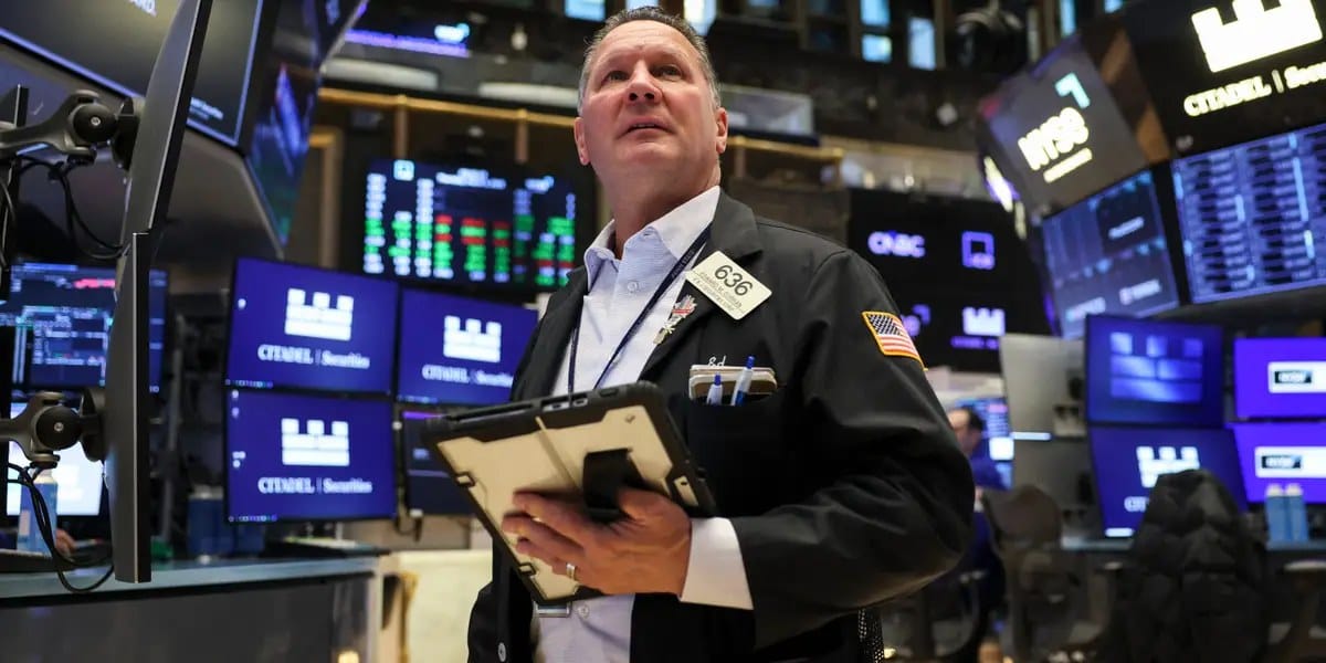 Oil plunges 10% after Trump signals Iran war will end soon — Businessinsider