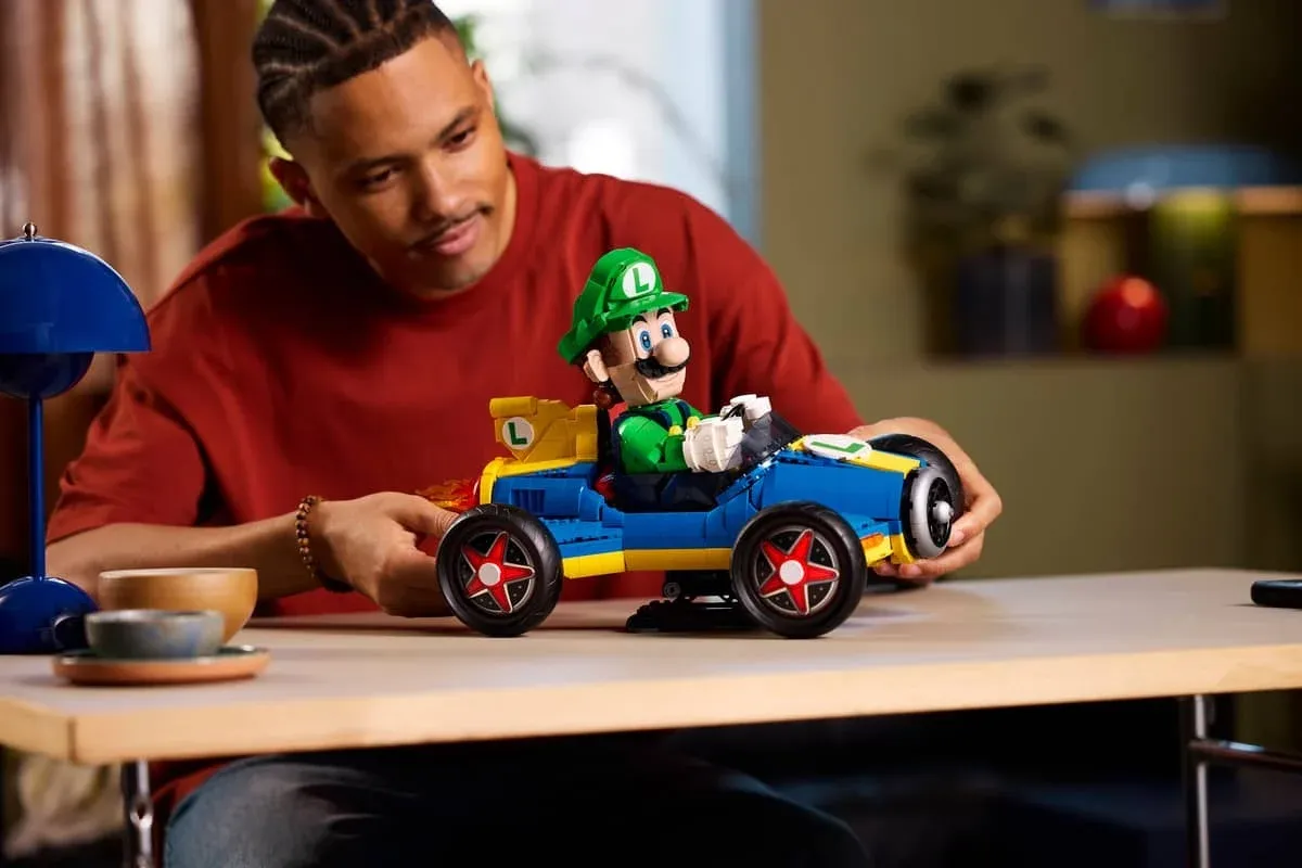 Lego opens pre-orders for the Luigi & Mach 8 Mario Kart set — Mashable