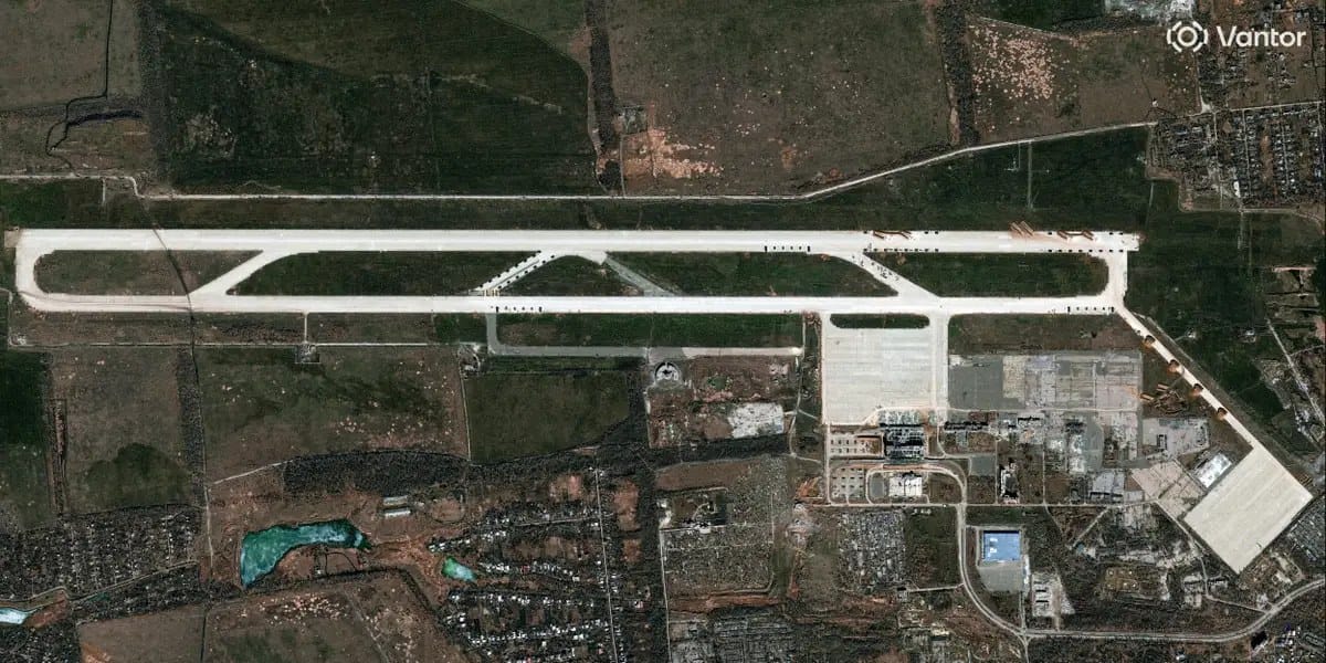 Satellite images show Russia expanding drone base at Donetsk airport — Businessinsider