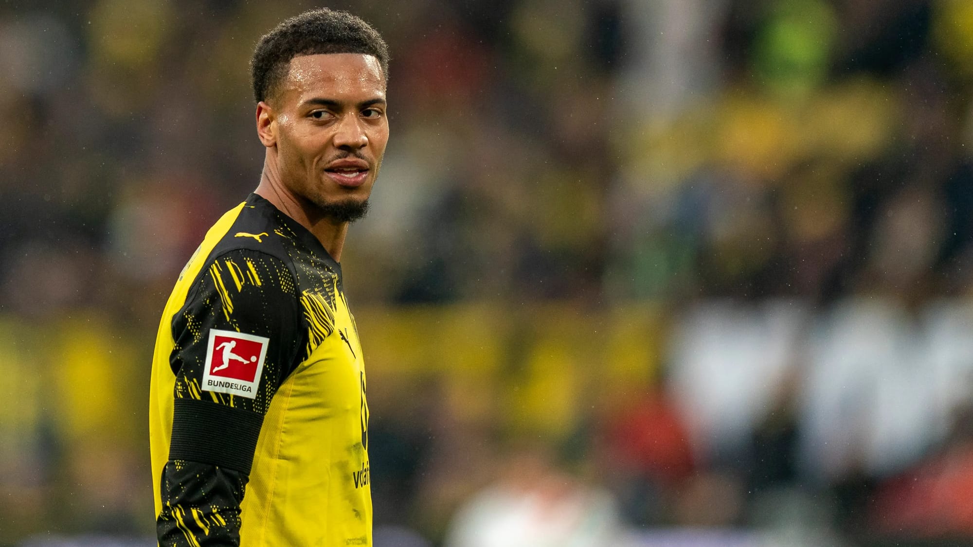 Nmecha knocks over referee and receives red card with message — Goal