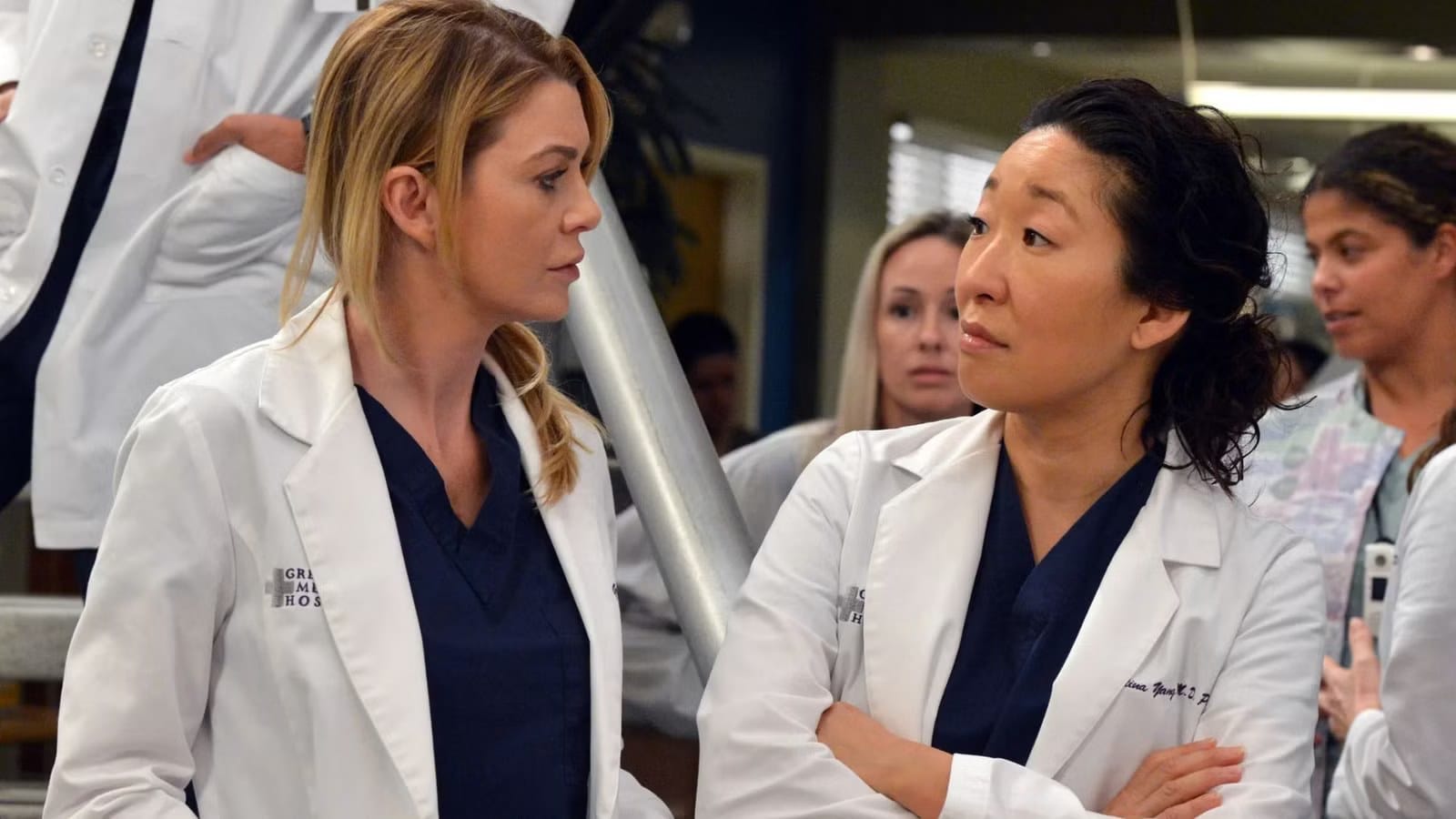 Why Each Original Cast Member Left Grey’s Anatomy — Movieweb
