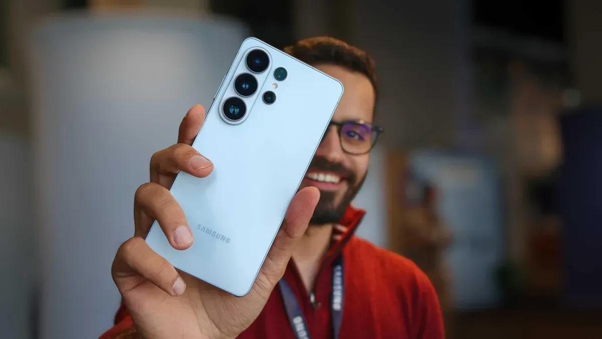 Samsung Galaxy S26 Ultra review: Frustratingly the best Android phone — Latest news