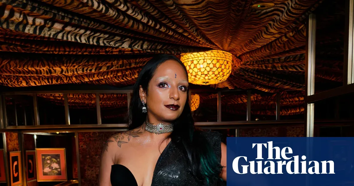 A moment that changed me: I applied mucous-tinted mascara – and loved the reaction — Lifestyle | The Guardian