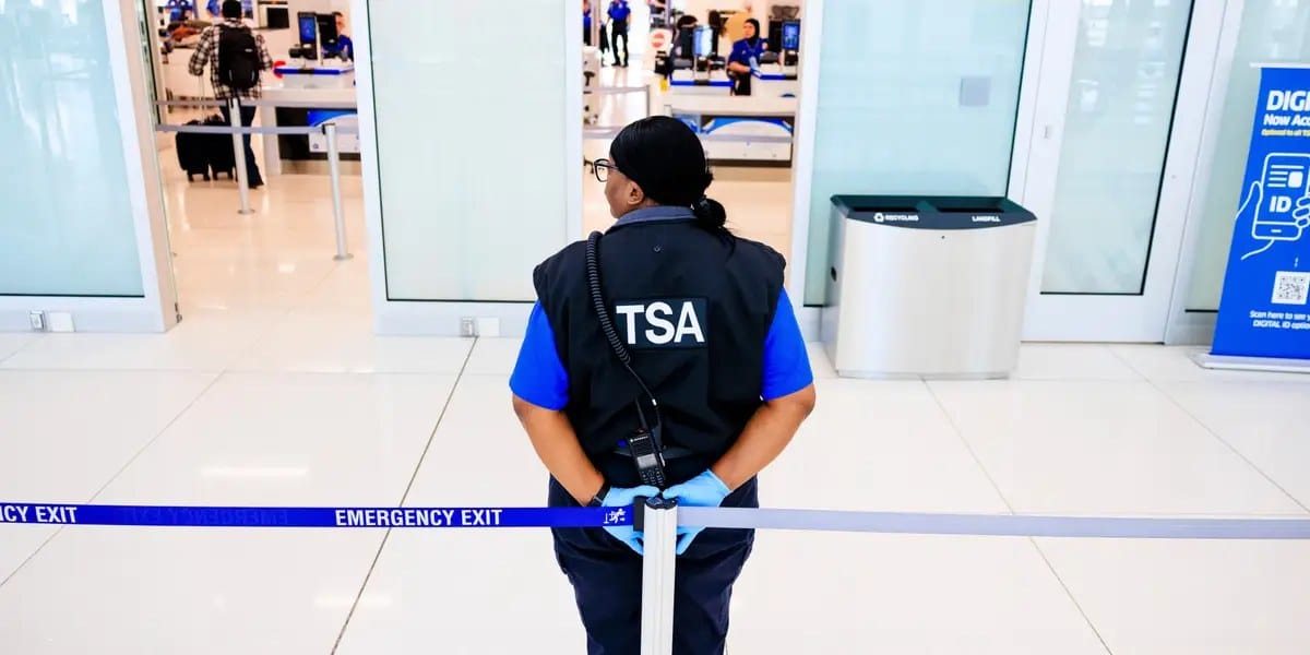 TSA agent in Nevada says last paycheck was $4.27 during shutdown — Businessinsider