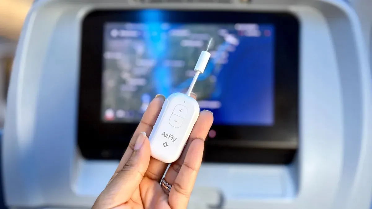 AirFly Pro 2 review: a dongle that shares airplane audio with two headphones — Latest news