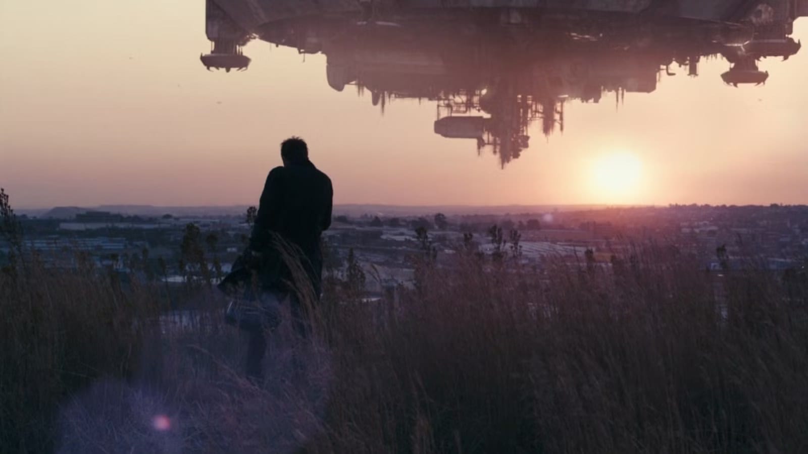 District 9 Leaving Netflix on March 31 — Movieweb