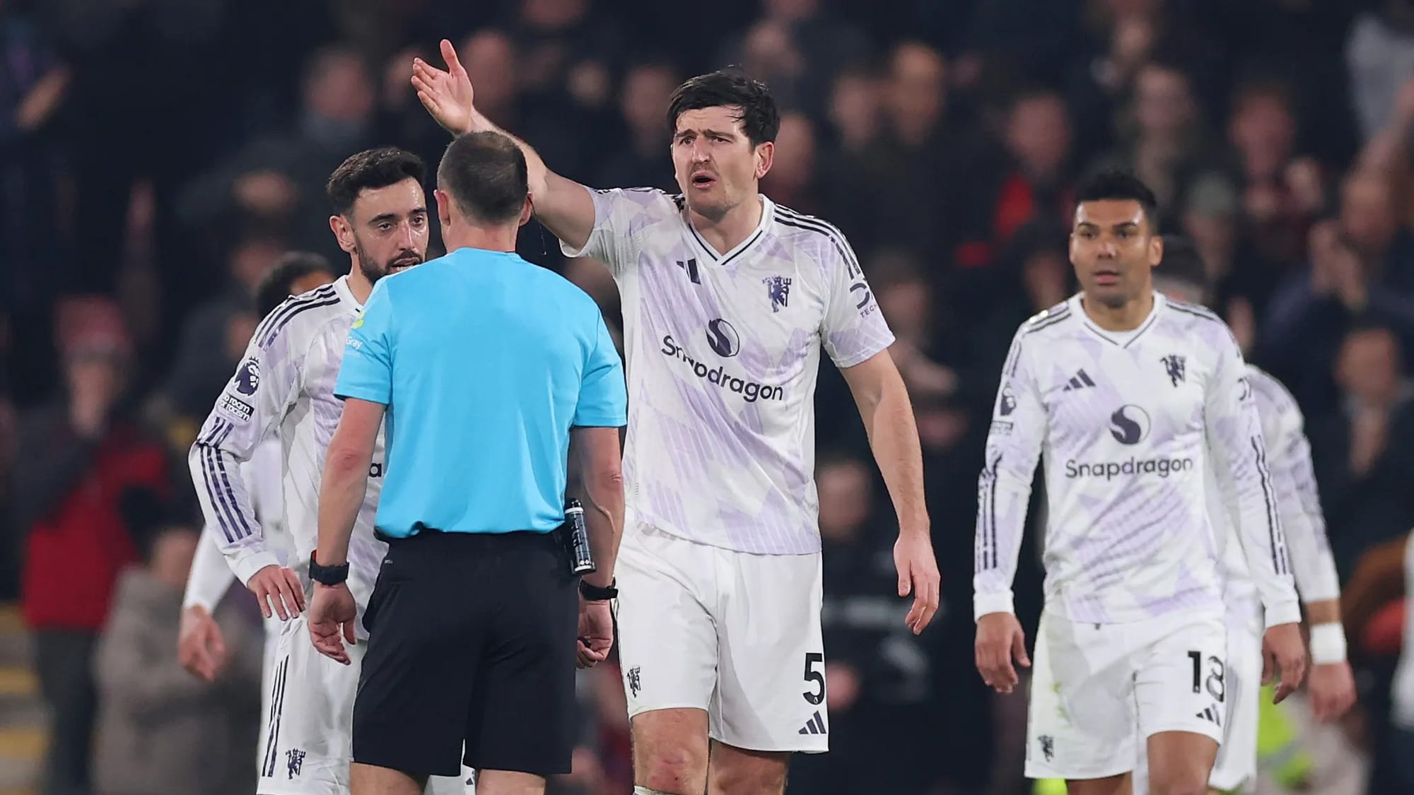 Bruno Fernandes fumes at VAR after Amad denied penalty in 2-2 draw — Goal