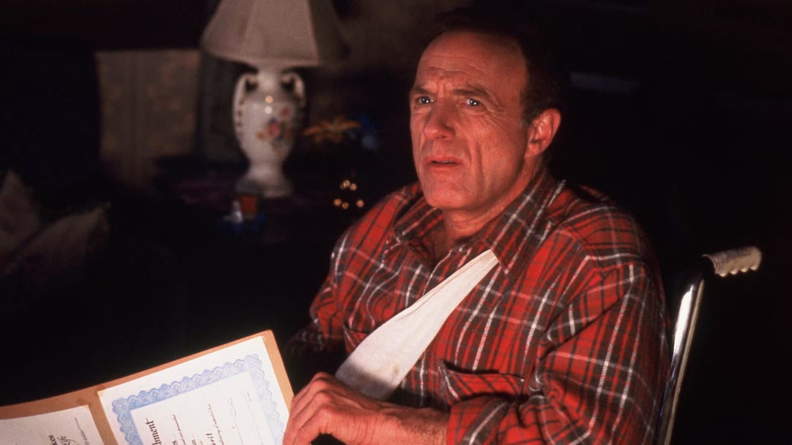 Revisit Stephen King's Misery Before It Leaves Netflix — Movieweb