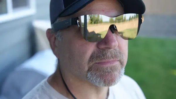 RayNeo’s Air 4 Pro debuts HDR10 displays and B&O-tuned audio for smart glasses — Zdnet.com