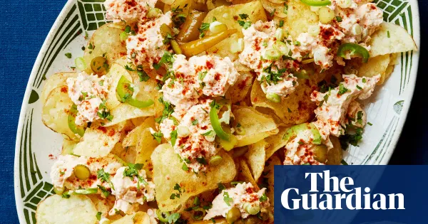 Quick pimento cheese and pickle loaded crisps for parties — I.guim.co.uk
