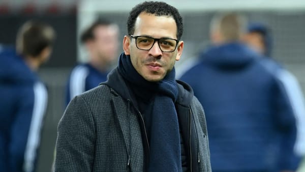 Liam Rosenior convicted of speeding after flight delay stops course — Assets.goal.com