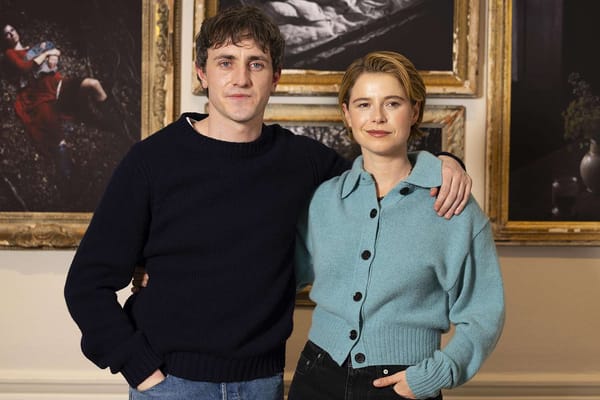 Jessie Buckley says she and Paul Mescal took a tantric workshop to prepare for Hamnet — People.com