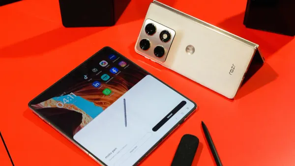 Motorola unveils Razr Fold with 8.1-inch inner screen at CES 2026 — Zdnet.com