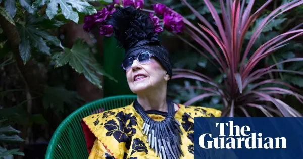 Molly Parkin, Welsh-born artist and former fashion editor, dies aged 93 — I.guim.co.uk