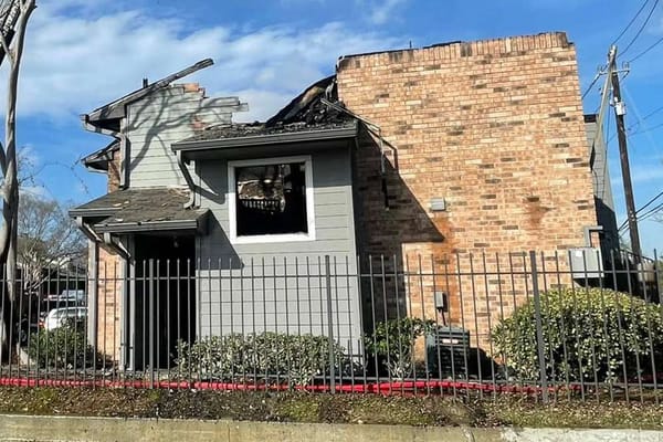 Woman charged with reckless arson after apartment fire in Sheldon, Texas — People.com