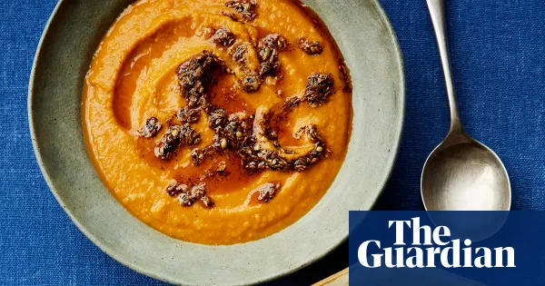 Imad Alarnab shares recipes for red lentil soup and chickpea stew — I.guim.co.uk