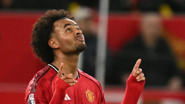 Roma say Zirkzee pursuit stalled after Manchester United sack Amorim — Assets.goal.com