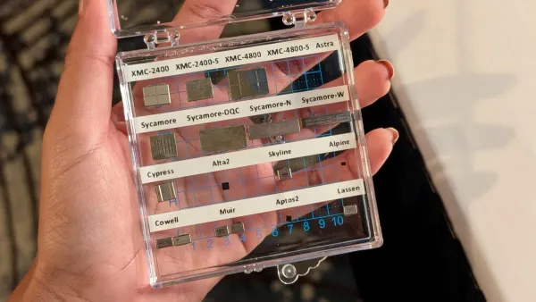 xMEMS demos tiny MEMS audio and cooling chips for slimmer glasses and headphones — Zdnet.com