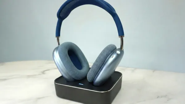 ZDNET reviewer finds $29 AirPods Max stand matches Mophie’s $150 model — Zdnet.com