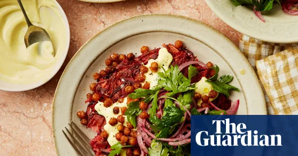 Kenji Morimoto’s root vegetable rösti with crisp chickpeas and mustard aïoli — I.guim.co.uk