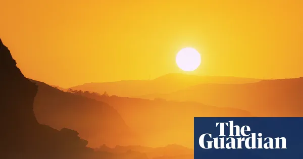 Guardian seeks readers' tips on life-changing holidays in UK and Europe — I.guim.co.uk