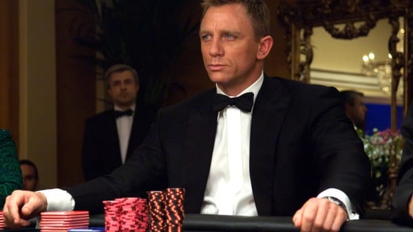 Callum Turner frontrunner could set up a Daniel Craig-era Bond prequel — Static0.moviewebimages.com