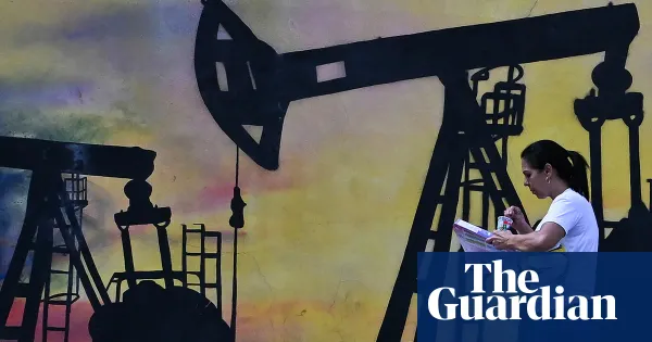 Trump seeks control of Venezuela’s oil to push US price toward $50 a barrel — I.guim.co.uk